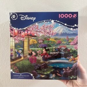 Disney Mickey and Minnie in Japan Puzzle - 1000 Pieces